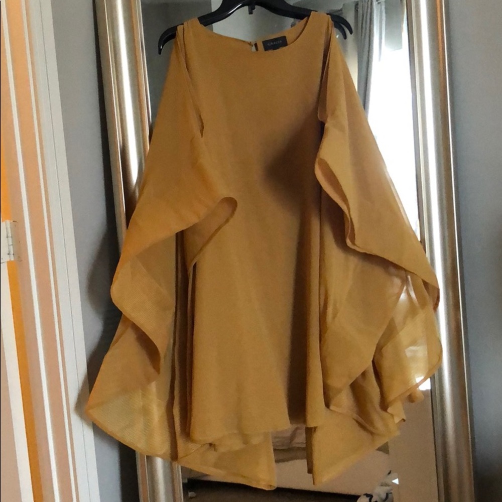 Mustard color flow dress, short